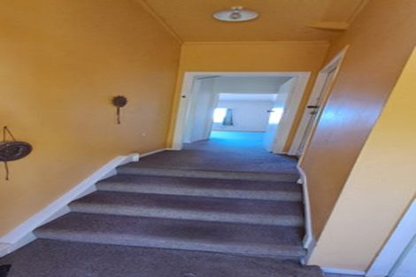 Photo of property in 11 Melrose Road, Island Bay, Wellington, 6023