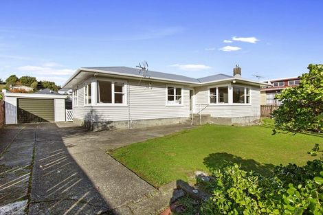 Photo of property in 22a Beauchamp Street, Tawa, Wellington, 5028