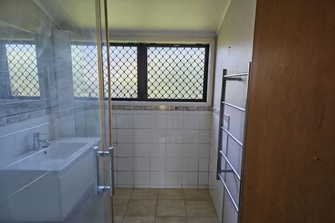 Photo of property in 1 Pinedale Place, Henderson, Auckland, 0610