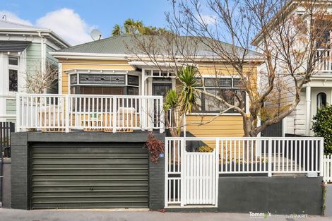 Photo of property in 14 Finlay Terrace, Mount Cook, Wellington, 6021