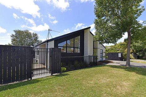 Photo of property in 68a Proctor Street, Papanui, Christchurch, 8053