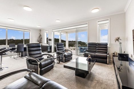 Photo of property in 49 Panorama Heights, Orewa, 0931