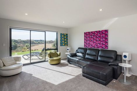 Photo of property in 27 Pingao Lane, Peka Peka, Waikanae, 5391