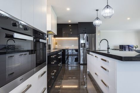 Photo of property in 25 Sarona Park Drive, Omanawa, Tauranga, 3171