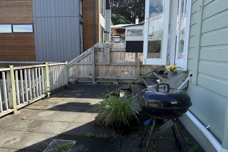 Photo of property in 57 Wellington Road, Kilbirnie, Wellington, 6022