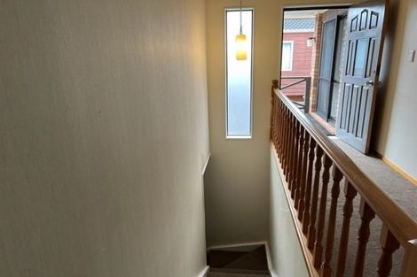 Photo of property in 19 Petrel Place, Massey, Auckland, 0614