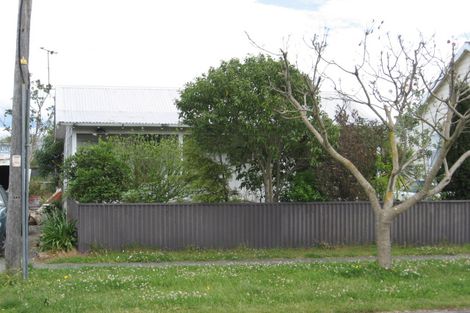 Photo of property in 8 Root Street, Gisborne, 4010