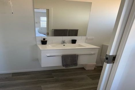 Photo of property in 19 Raupo Crescent, Wharewaka, Taupo, 3330