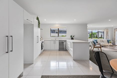 Photo of property in 103 Landing Drive, Pyes Pa, Tauranga, 3112