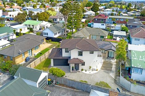 Photo of property in 52b Rimu Street, New Lynn, Auckland, 0600