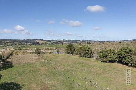 Photo of property in 2246 State Highway 16, Helensville, 0875