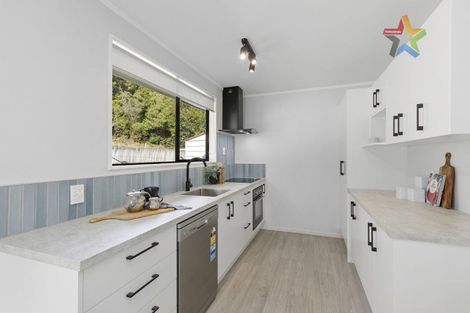 Photo of property in 2/32 Eldon Grove, Taita, Lower Hutt, 5019