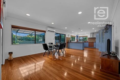 Photo of property in 4 Janome Place, Bucklands Beach, Auckland, 2014