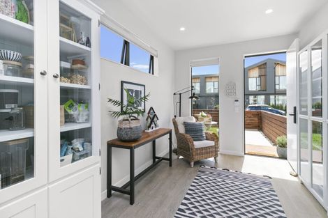 Photo of property in 18 Porowha Road, Westgate, Auckland, 0814