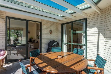 Photo of property in 4 Maple Lane, Waikanae, 5036