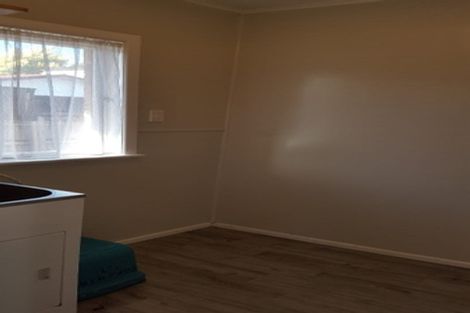 Photo of property in 28 Priscilla Crescent, Melville, Hamilton, 3206