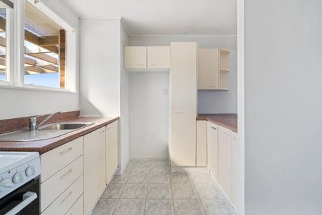 Photo of property in 9/85 Edmonton Road, Henderson, Auckland, 0612