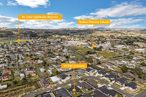Photo of property in 10 Pipi Crescent, Tuakau, 2121