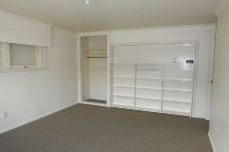 Photo of property in 8 Clonbern Place, Upper Riccarton, Christchurch, 8041