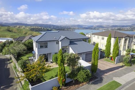 Photo of property in 22 Saint Ives Drive, Camborne, Porirua, 5026