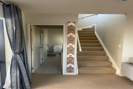 Photo of property in 29 Spalding Rise, Golflands, Auckland, 2013