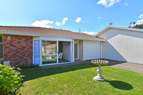 Photo of property in 2/29 Lane Street, Wallaceville, Upper Hutt, 5018