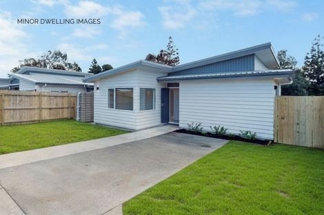Photo of property in 400 Main Road, Huapai, Kumeu, 0810