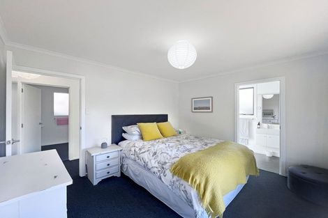 Photo of property in 14 Fraser Crescent, Twizel, 7901