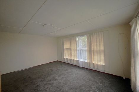 Photo of property in 7 Cumberland Grove, Cannons Creek, Porirua, 5024