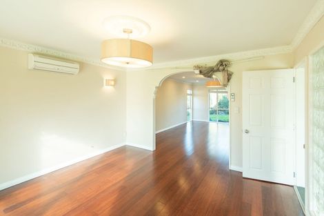 Photo of property in 22 Hugh Green Drive, Pinehill, Auckland, 0632