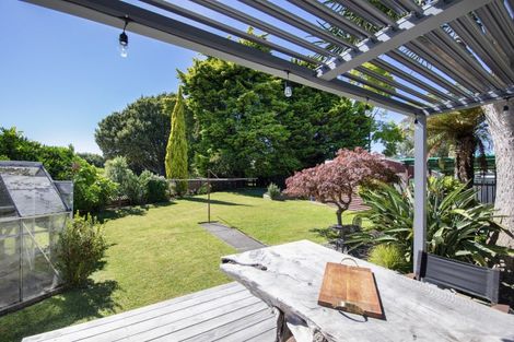 Photo of property in 28 Bright Crescent, Maraenui, Napier, 4110