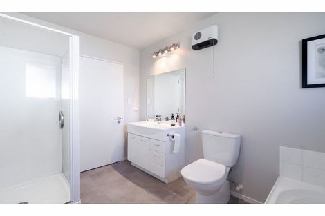 Photo of property in 37 Vogel Place, Waikiwi, Invercargill, 9810