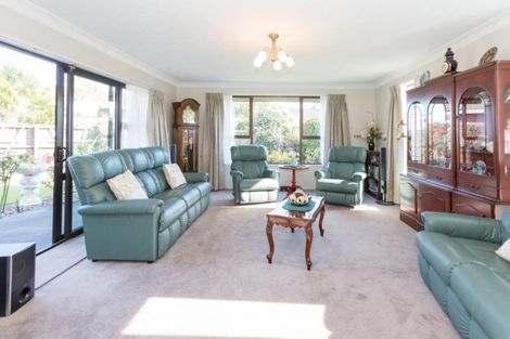 Photo of property in 10 Iona Place, Sockburn, Christchurch, 8042