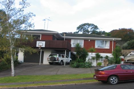 Photo of property in 26 Gretel Place, Hillcrest, Auckland, 0627
