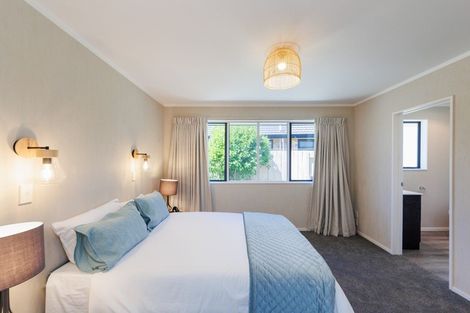 Photo of property in 12 Aspen Way, Kelvin Grove, Palmerston North, 4414