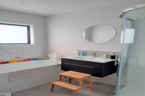 Photo of property in 98a Conclusion Street, Ascot Park, Porirua, 5024