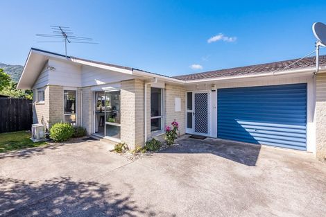 Photo of property in 3a Arthur Grove, Waikanae, 5036