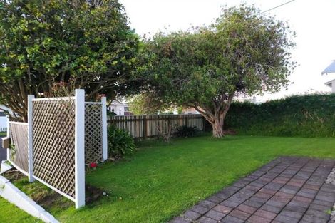Photo of property in 22 Princes Street, Fitzroy, New Plymouth, 4312