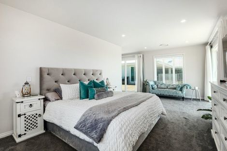 Photo of property in 87 Rutherford Drive, Waikanae Beach, Waikanae, 5036