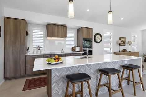 Photo of property in 62 Pendarves Street, New Plymouth, 4310