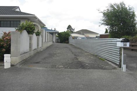 Photo of property in 39 Cedar Crescent, Feilding, 4702