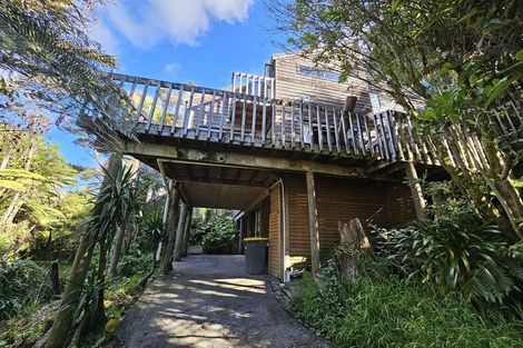 Photo of property in 50 Sunnyhaven Avenue, Beach Haven, Auckland, 0626