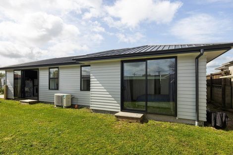 Photo of property in 2/15 Mears Road, Saint Andrews, Hamilton, 3200