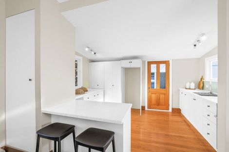 Photo of property in 86 Bowenvale Avenue, Cashmere, Christchurch, 8022