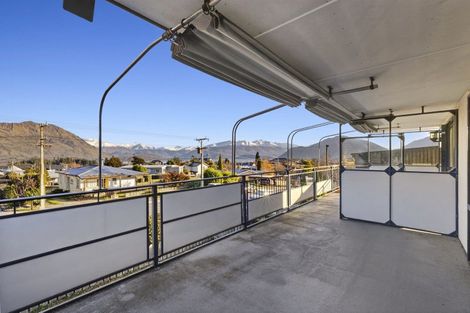 Photo of property in 49 Totara Terrace, Wanaka, 9305