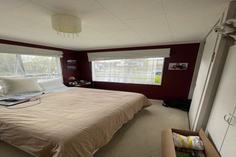 Photo of property in 17 Tarras Grove, Kelson, Lower Hutt, 5010