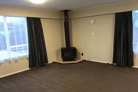 Photo of property in 13a Waddington Drive, Naenae, Lower Hutt, 5011