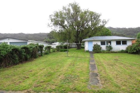 Photo of property in 55 Westminster Road, Wainuiomata, Lower Hutt, 5014