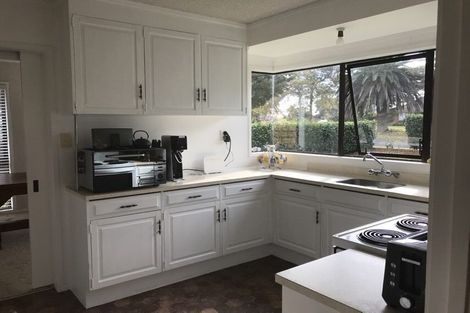 Photo of property in 5 Brockton Avenue, Conifer Grove, Takanini, 2112