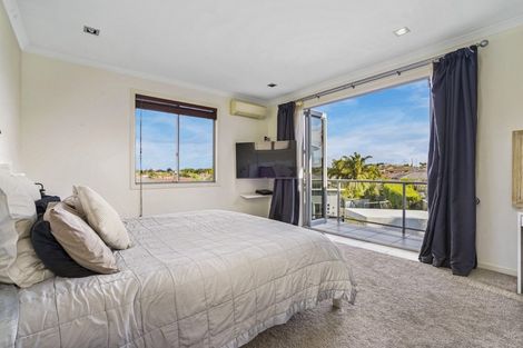 Photo of property in 102 Rototuna Road, Rototuna, Hamilton, 3210